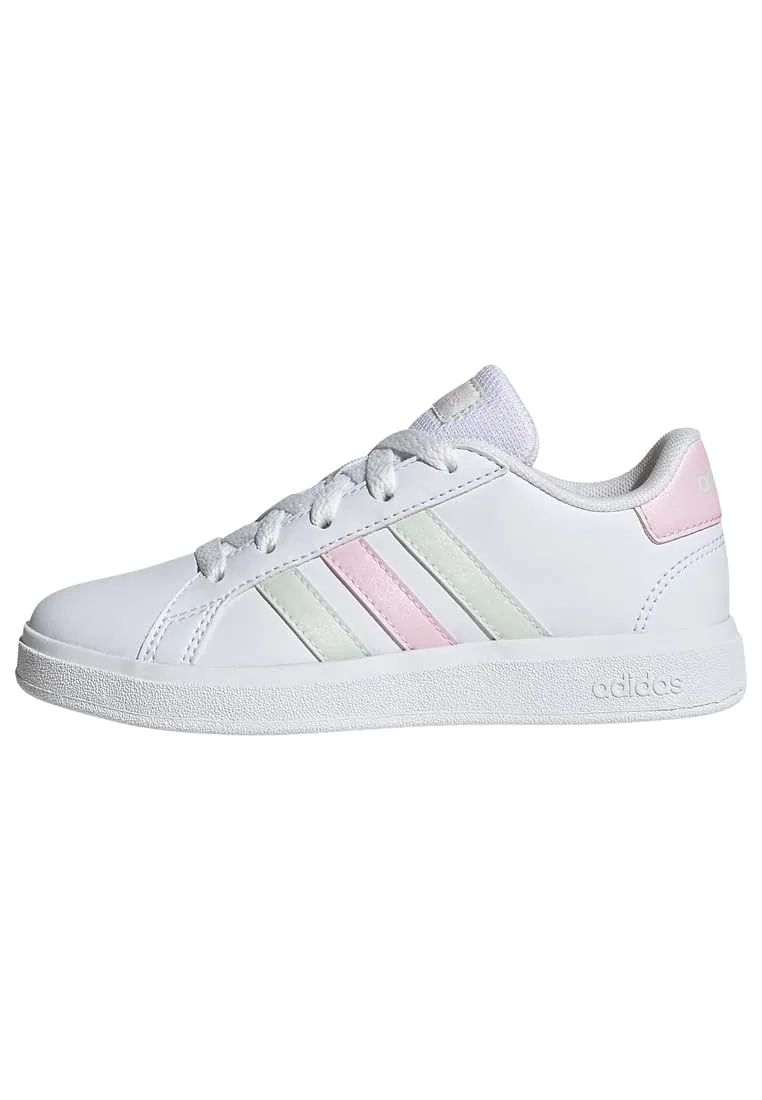 Детские кроссовки для мальчиков с закрытым носком Grand Court Lifestyle Tennis Lace-up Shoes Adidas, Cloud White Crystal Jade Clear Pink