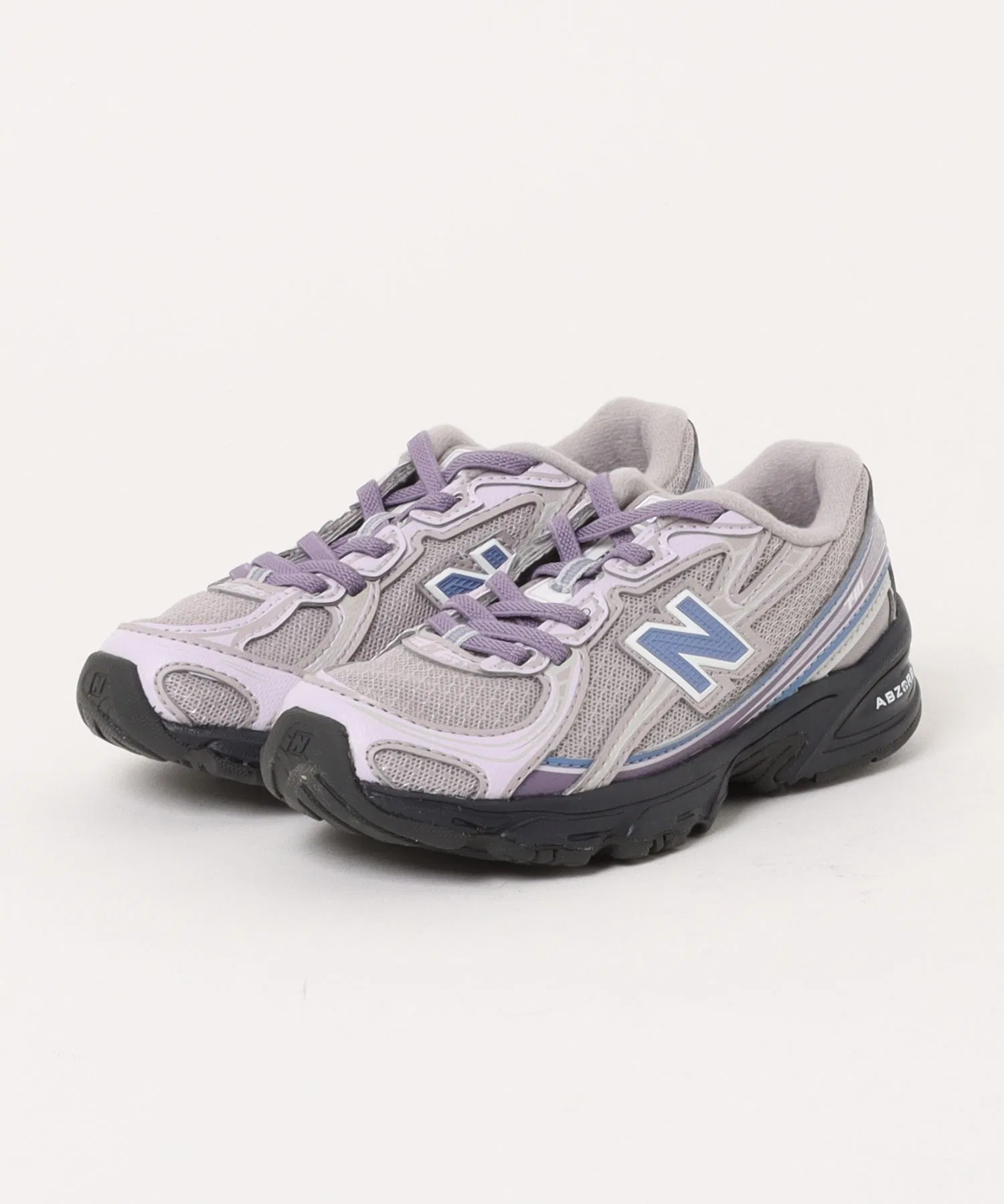 Детские кроссовки New Balance 740