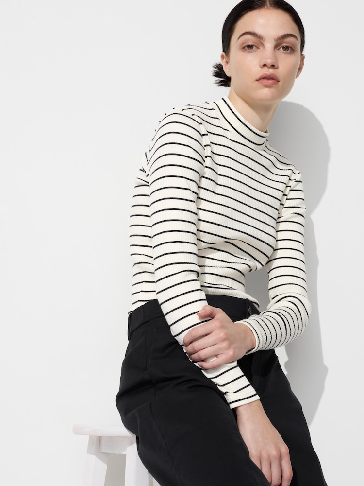 

Футболка с высоким воротником Uniqlo, белый