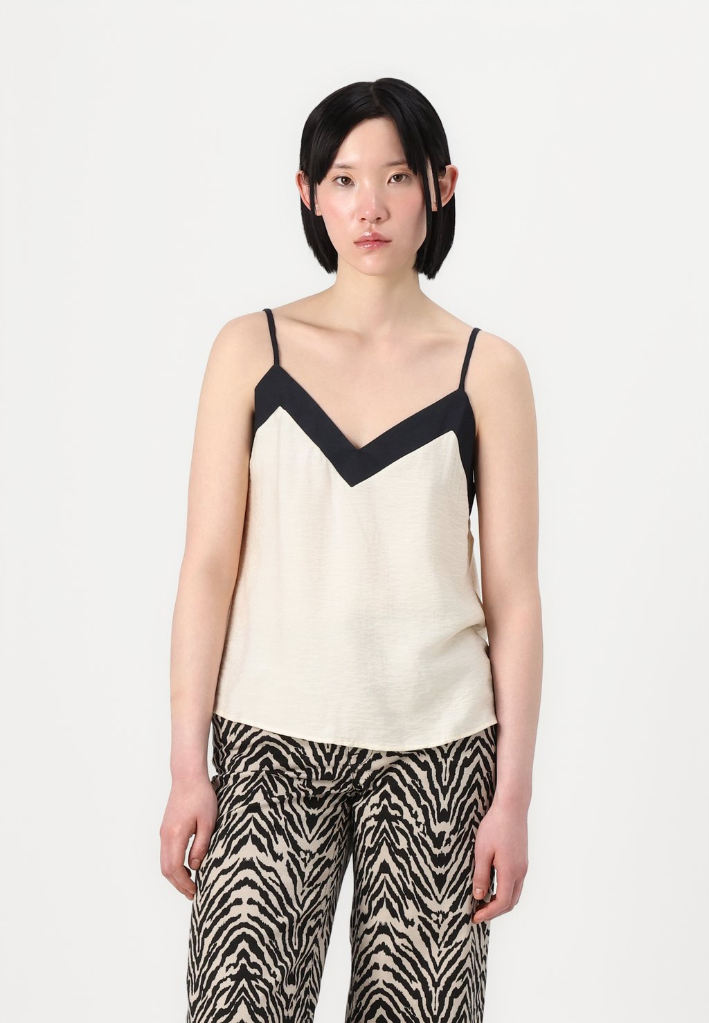 

Топ VMDENISE Vero Moda, кремовый