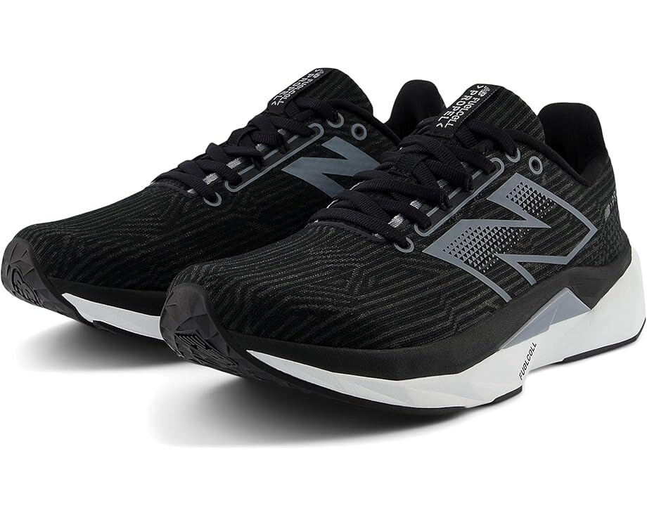 

Кроссовки New Balance FuelCell Propel v5, цвет Black/Steel