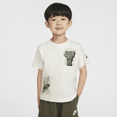 

Футболка Nike Step Up Your Game Toddler Graphic T-Shirt, цвет Sail