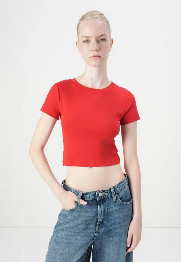Укороченная футболка с круглым вырезом Gap, Tomato Sauce — фото 4