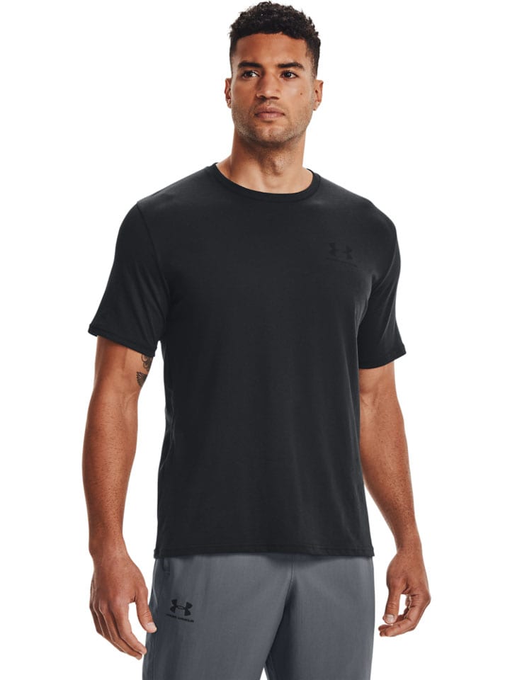 

Футболка Under Armour, черный