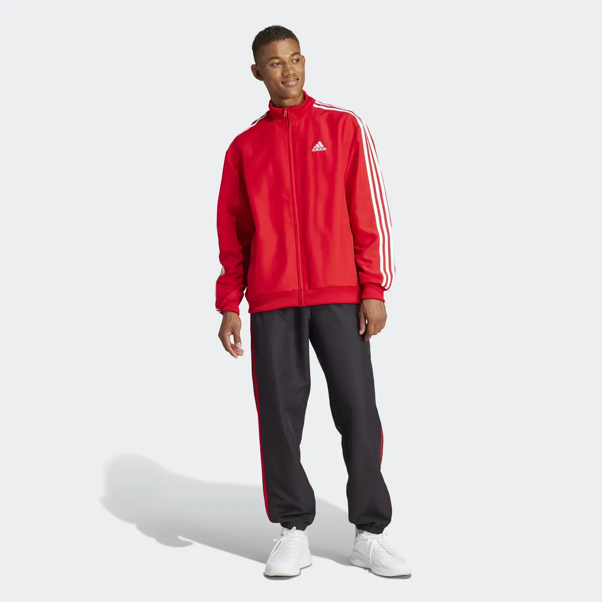 

Спортивный костюм Adidas Sportswear "3-STRIPES WOVEN" (2 шт.), цвет Better Scarlet