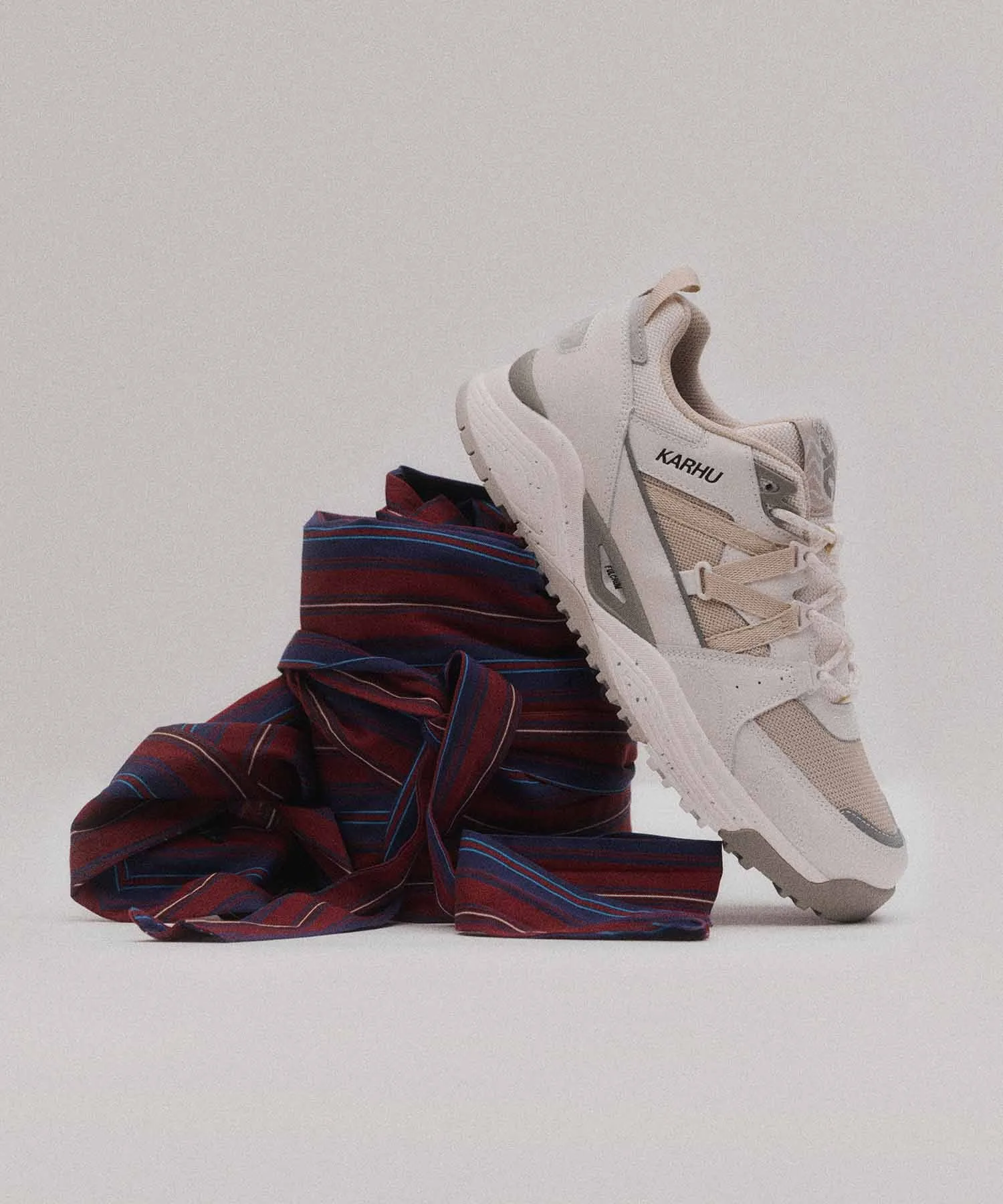 Кроссовки Fusion XC KARHU белые — фото 2