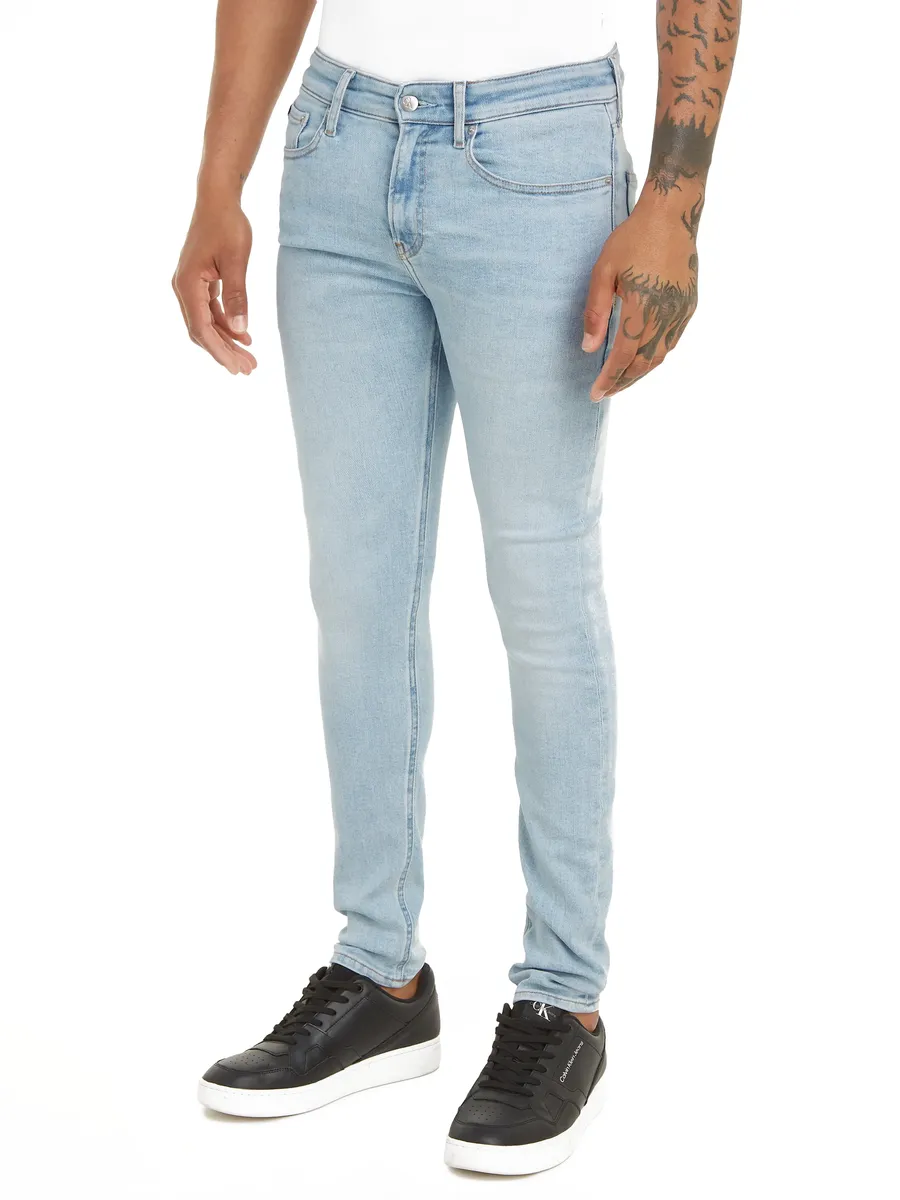 

Джинсы скинни Calvin Klein Jeans SKINNY классической формы с пятью карманами, джинсовый