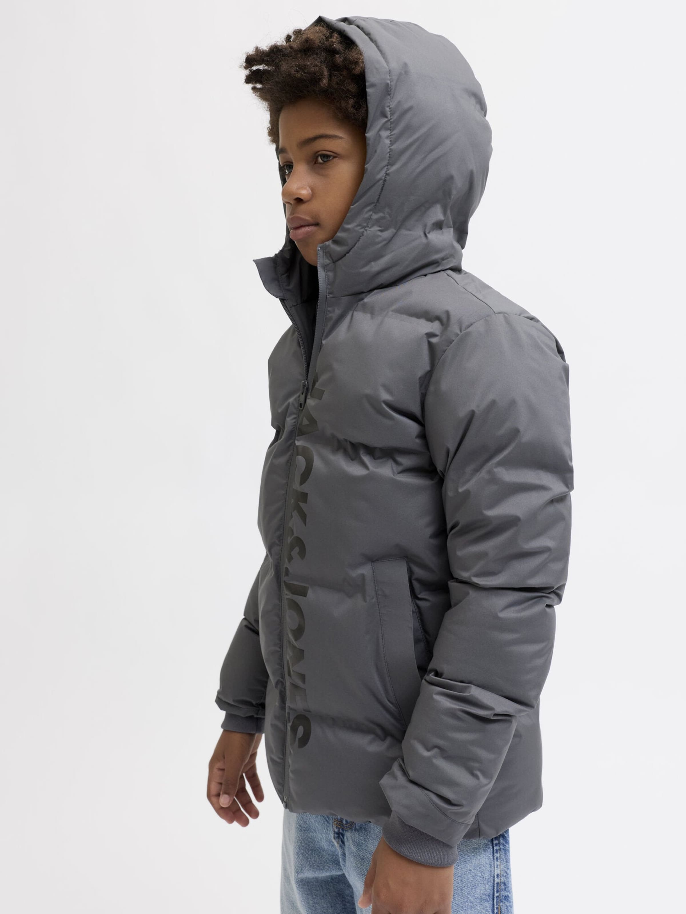 JACK & JONES Зимняя куртка 'JJKAITO PUFFER' в сером цвете — фото 2