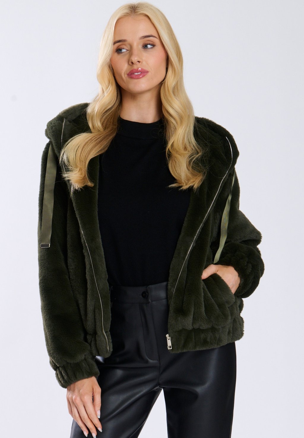 

Зимняя куртка FAUX FUR HOODED South Beach, хаки