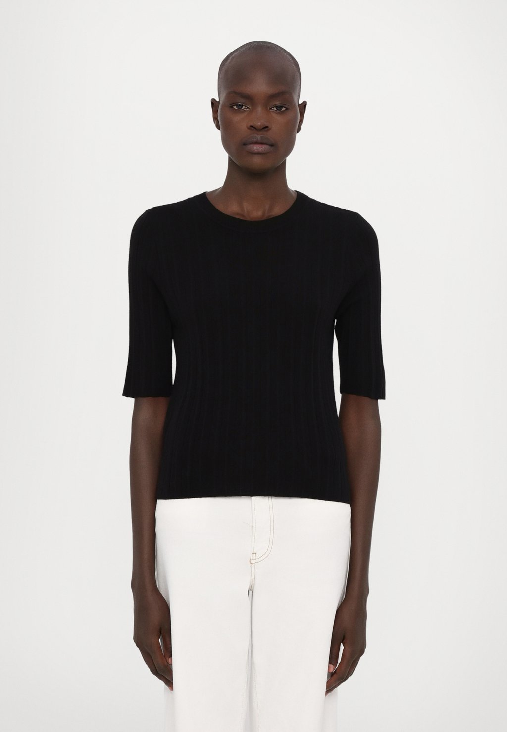 

Джемпер CREW NECK HALF SLEEVE CLOSED, черный