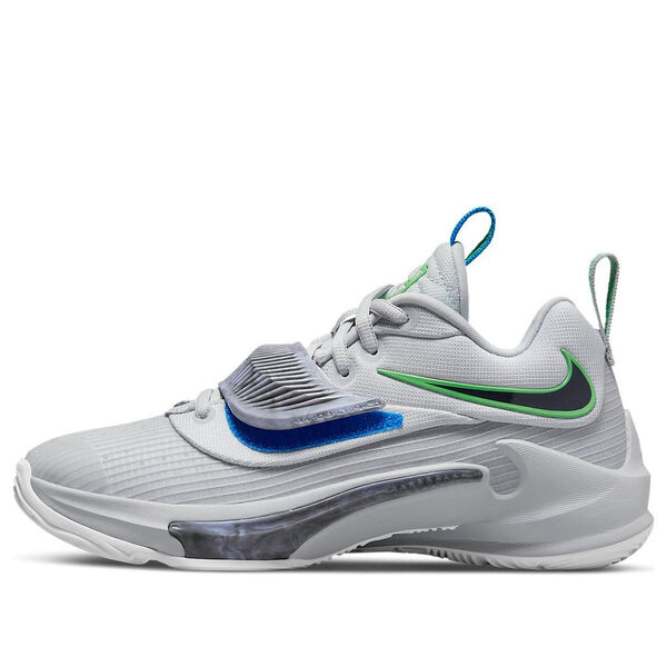 

Кроссовки зум фрик 3 Nike, серый