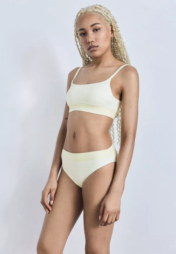 

Плавки от бикини icon Calvin Klein Swimwear, White/Jade, Белый, Плавки от бикини icon Calvin Klein Swimwear, White/Jade