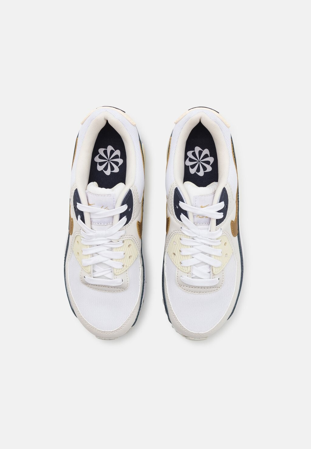 

Кроссовки на шнуровке AIR MAX 90 Nike, белый