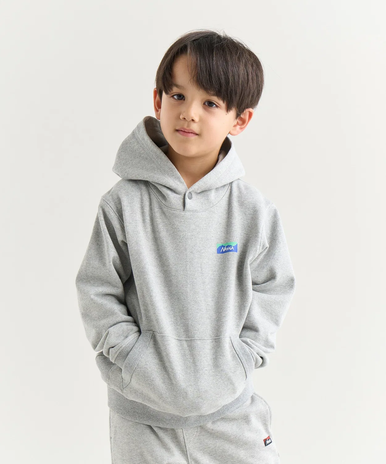 Фуфайка с капюшоном детская ECO HYBRID MINI BOX LOGO KIDS SWEAT HOODIE NANGA из переработанного хлопка, цвет овсянка — фото 2