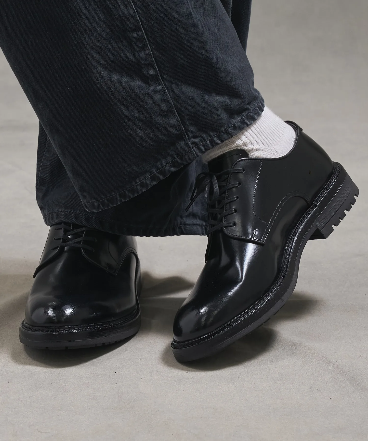 Мужские туфли из водоотталкивающей кожи Scotchgard Leather Plain Toe PUBLIC TOKYO чёрные — фото 3