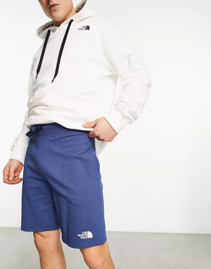 

Темно-синие легкие махровые шорты The North Face Standard