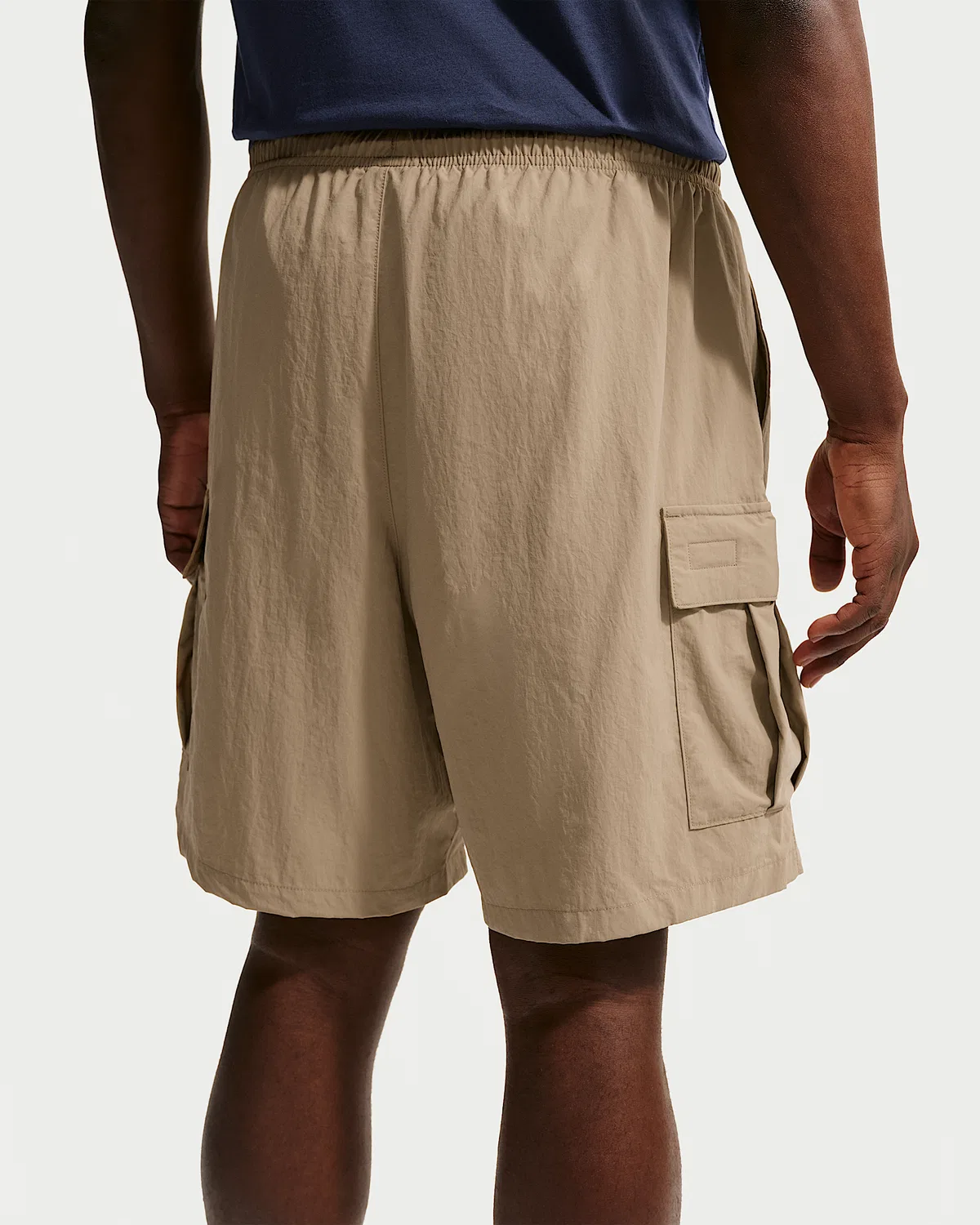 Мужские утилитарные шорты Nike Sportswear Club, Parachute Beige/White — фото 3