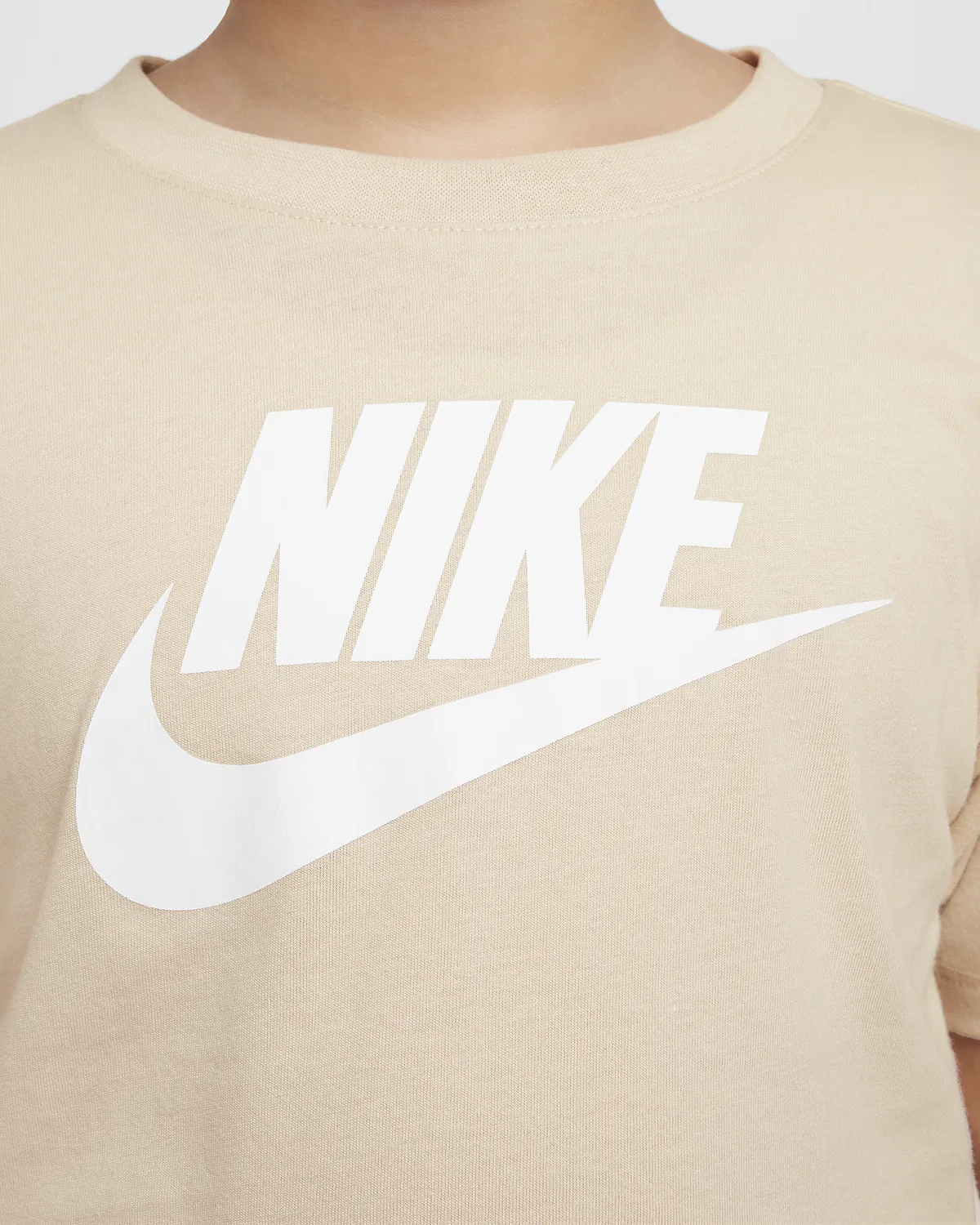 Детская футболка Nike Little Kids' Club Boxy T-Shirt, Sanddrift — фото 4