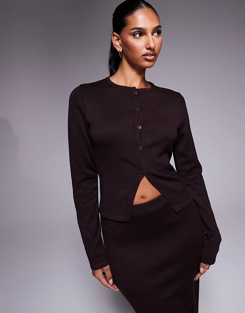 

Эксклюзивный кардиган Kaiia с застежкой на пуговицы и разрезом спереди, с длинными рукавами, шоколадный