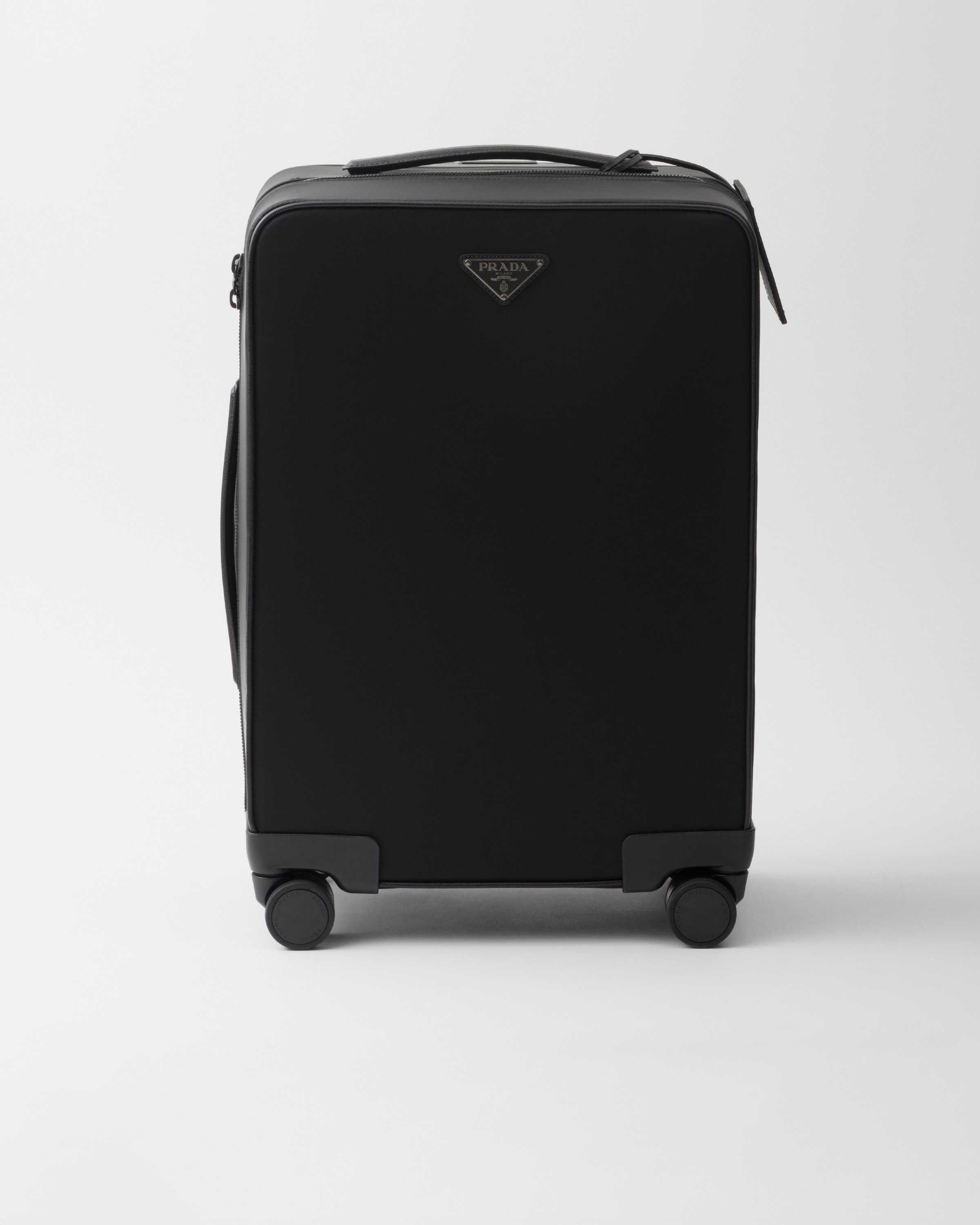 

Тележка из переработанного нейлона и кожи саффиано Prada, черный