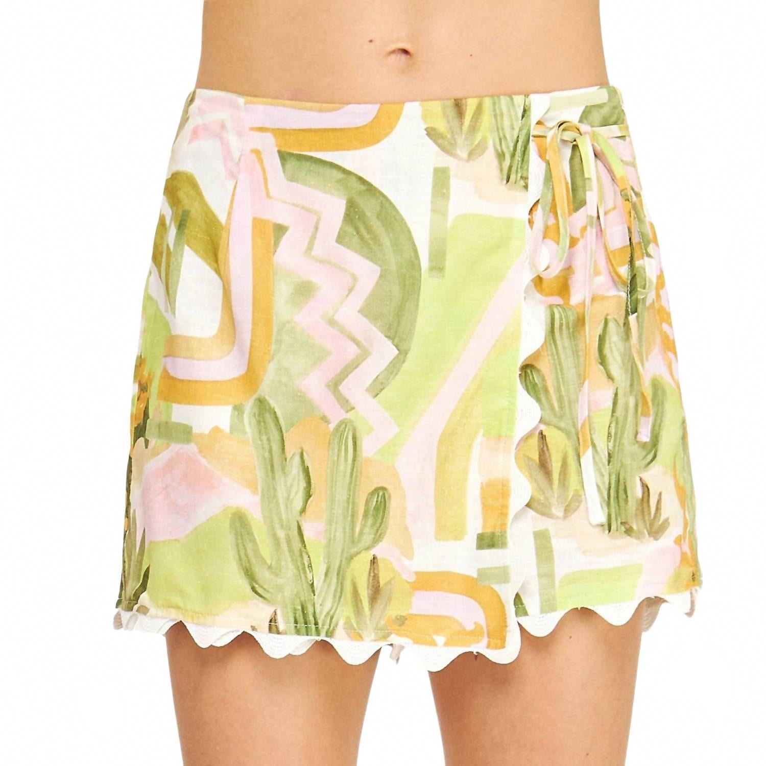 

Зеленый льняной шорт-юбка с принтом "Пустынный закат" Strut & Bolt