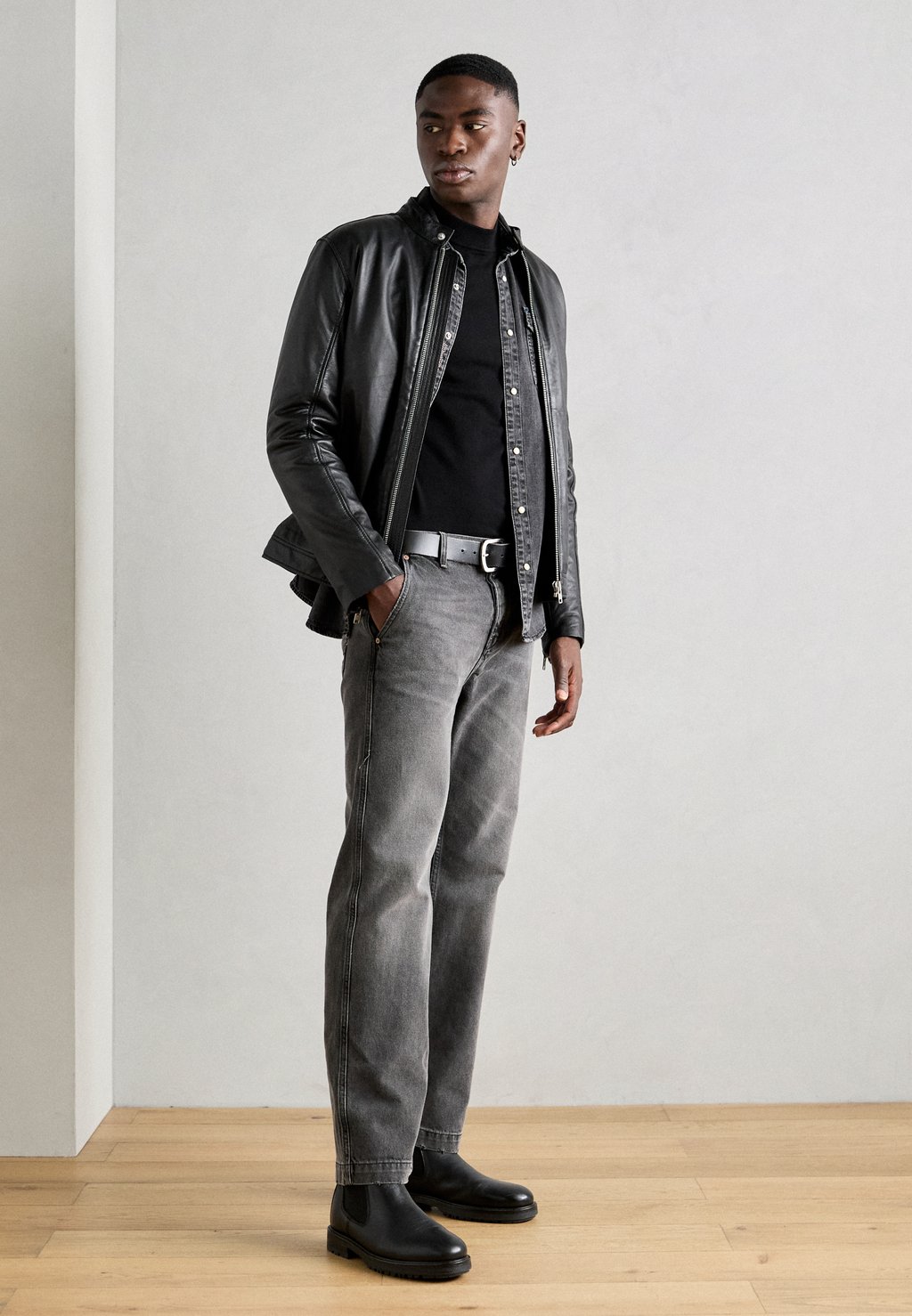 

Джинсы прямого кроя JOE JONAS THE VERVE VINTAGE Scotch & Soda, черный