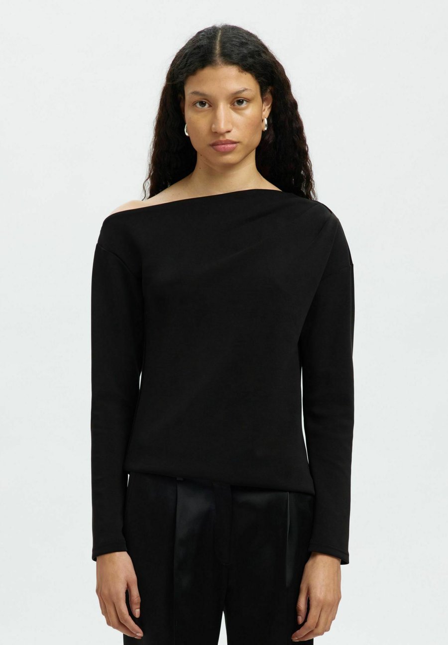 

Топ Selected OFF SHOULDER, Black