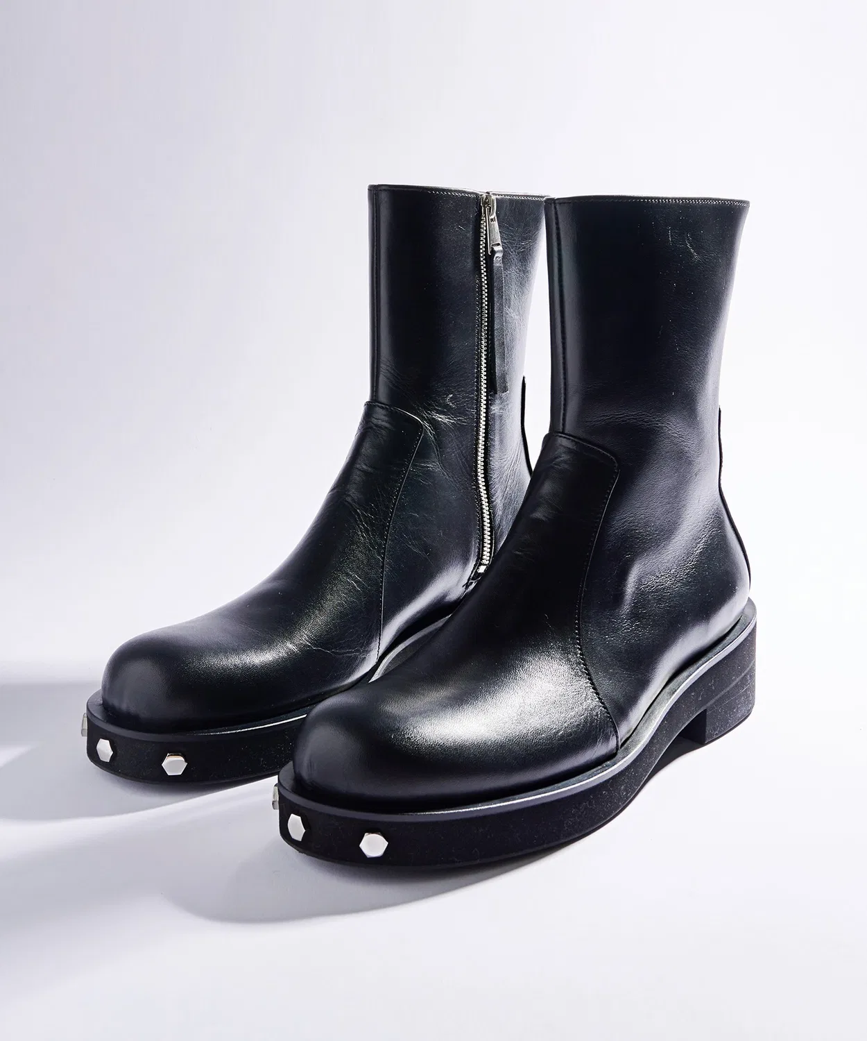 Ботинки ASTRO ZIP с боковой молнией OUAT на платформе Vibram чёрные