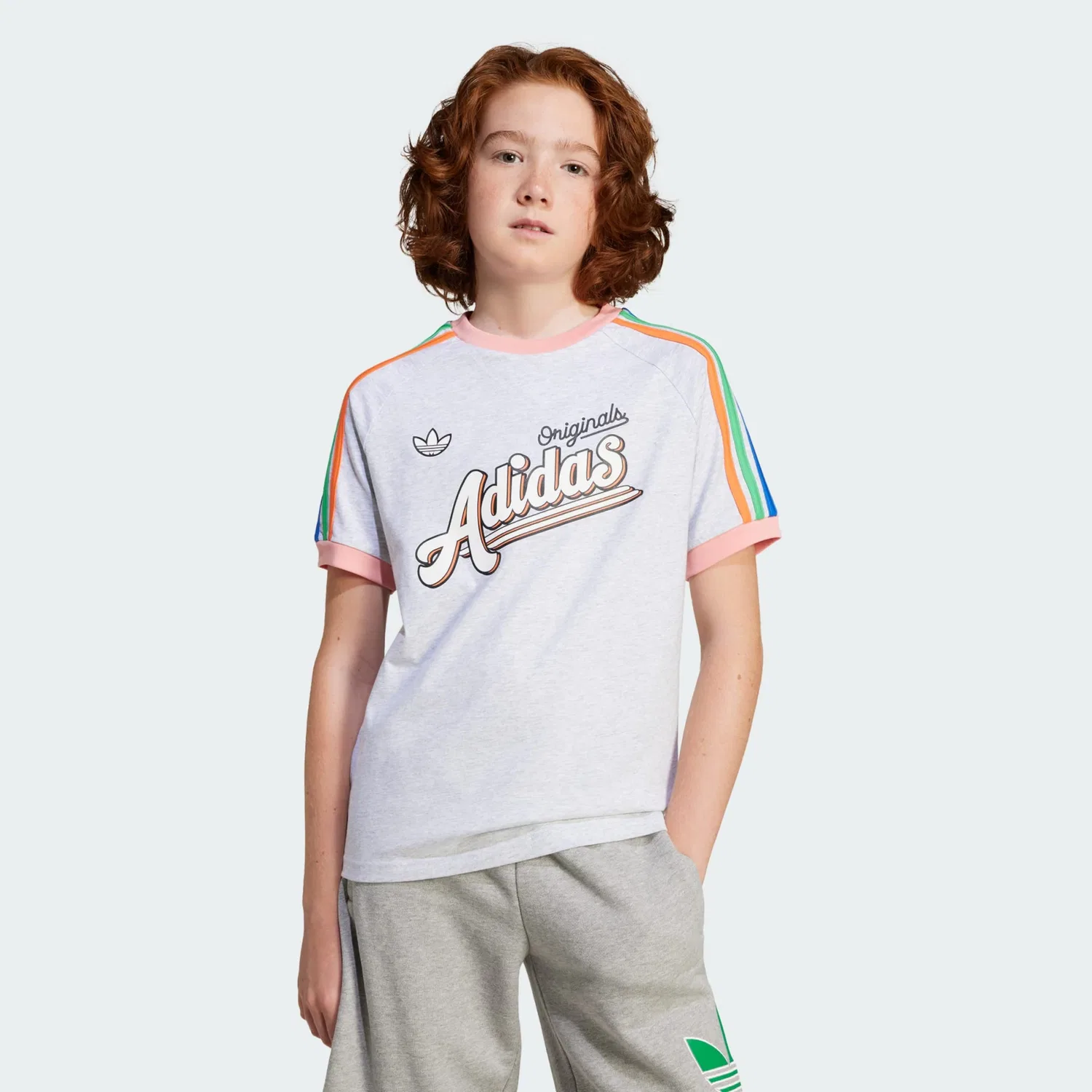 Футболка Adidas Originals светло-серого цвета — фото 3
