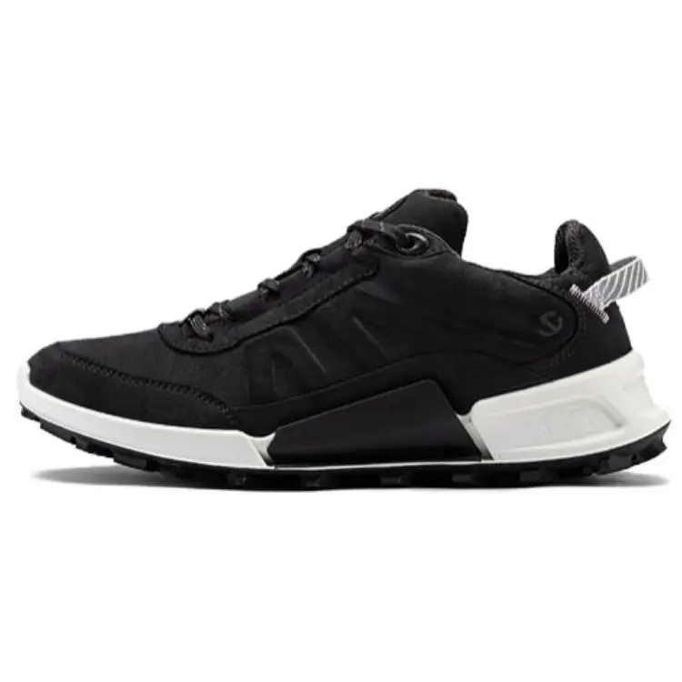 

Низкие треккинговые туфли женские Black Ecco