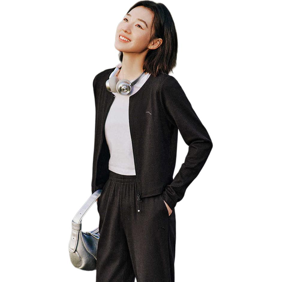

ANTA Спортивная куртка женская базовая черная, Basic Black