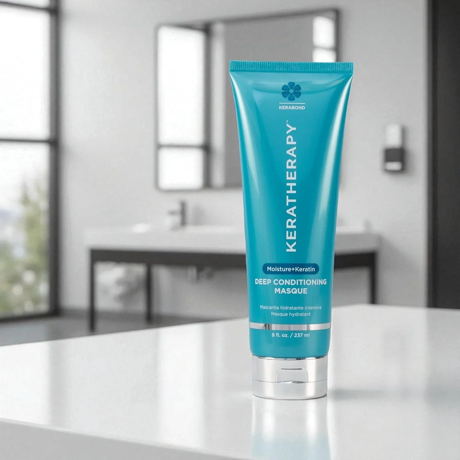 Keratherapy Keratin Infused Deep Conditioning Masque, 237 мл - увлажняющая маска для волос с Kerabond, жожоба, экстрактом корня крапивы, маслом пшеницы и персидским орехом — фото 2
