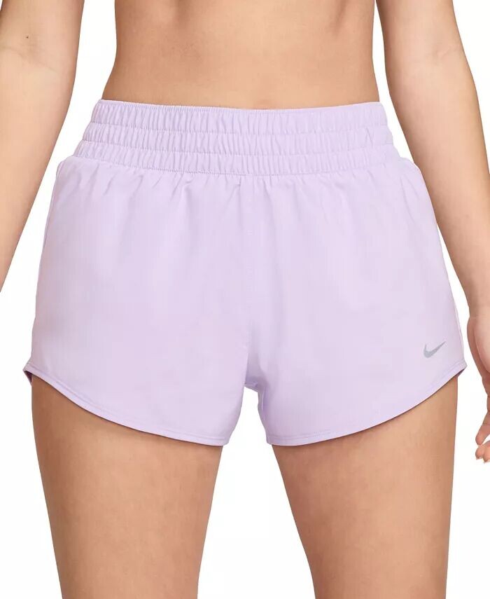 

Женские шорты One Dri-FIT со средней посадкой и короткой подкладкой Nike, фиолетовый