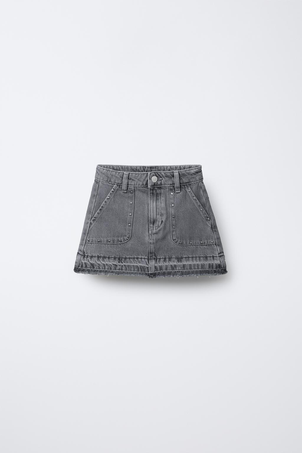 

Джинсовая юбка с шипами ZARA, цвет Dark grey