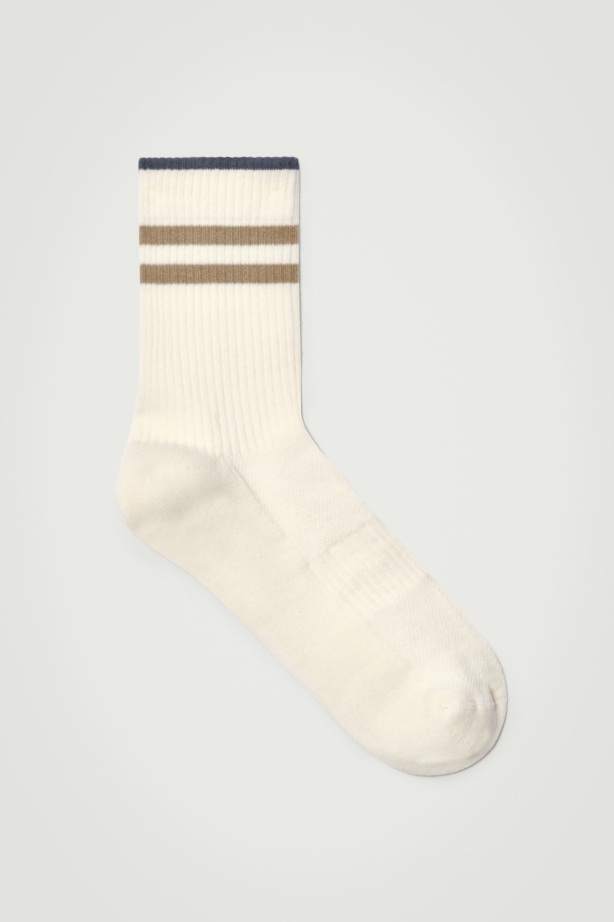 

Полосатые спортивные носки COS, цвет Off-white/Ochra