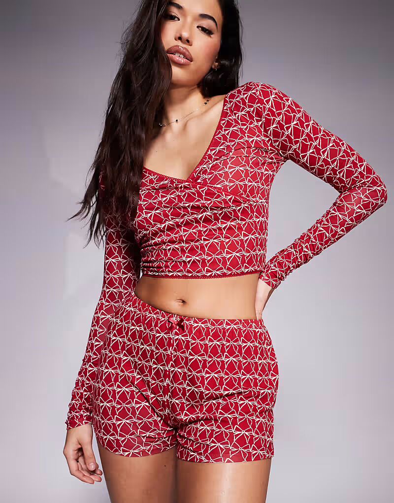 

Эксклюзивные пижамные шорты Mix and Match с бордовым принтом бантов Kaiia