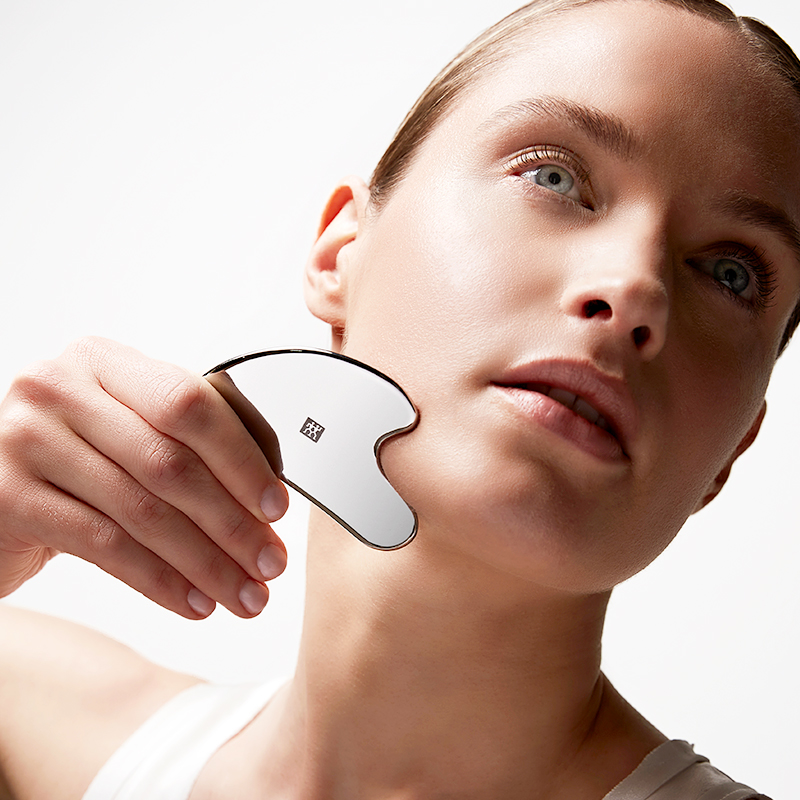 Скребок Гуаша ZWILLING Beauty TWINOX из нержавеющей стали, серебристый — фото 3