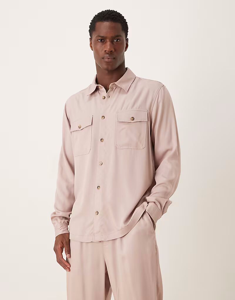 

Рубашка прямого кроя с двумя карманами бежевого цвета Asos Design