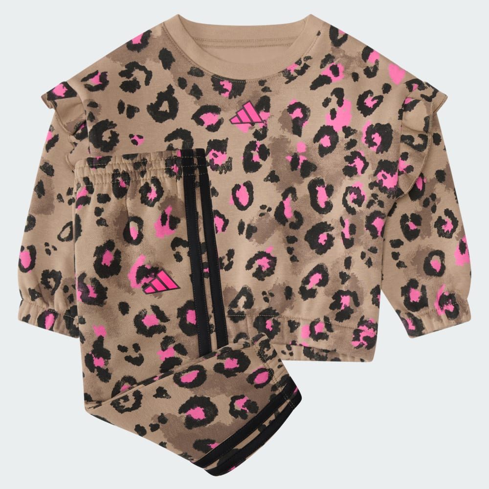 

Спортивный костюм Adidas 2-Piece Long Sleeve Printed Flutter Sleeve Pullover & Elastic Waistband Printed Jogger Set, цвет Chalky Brown
