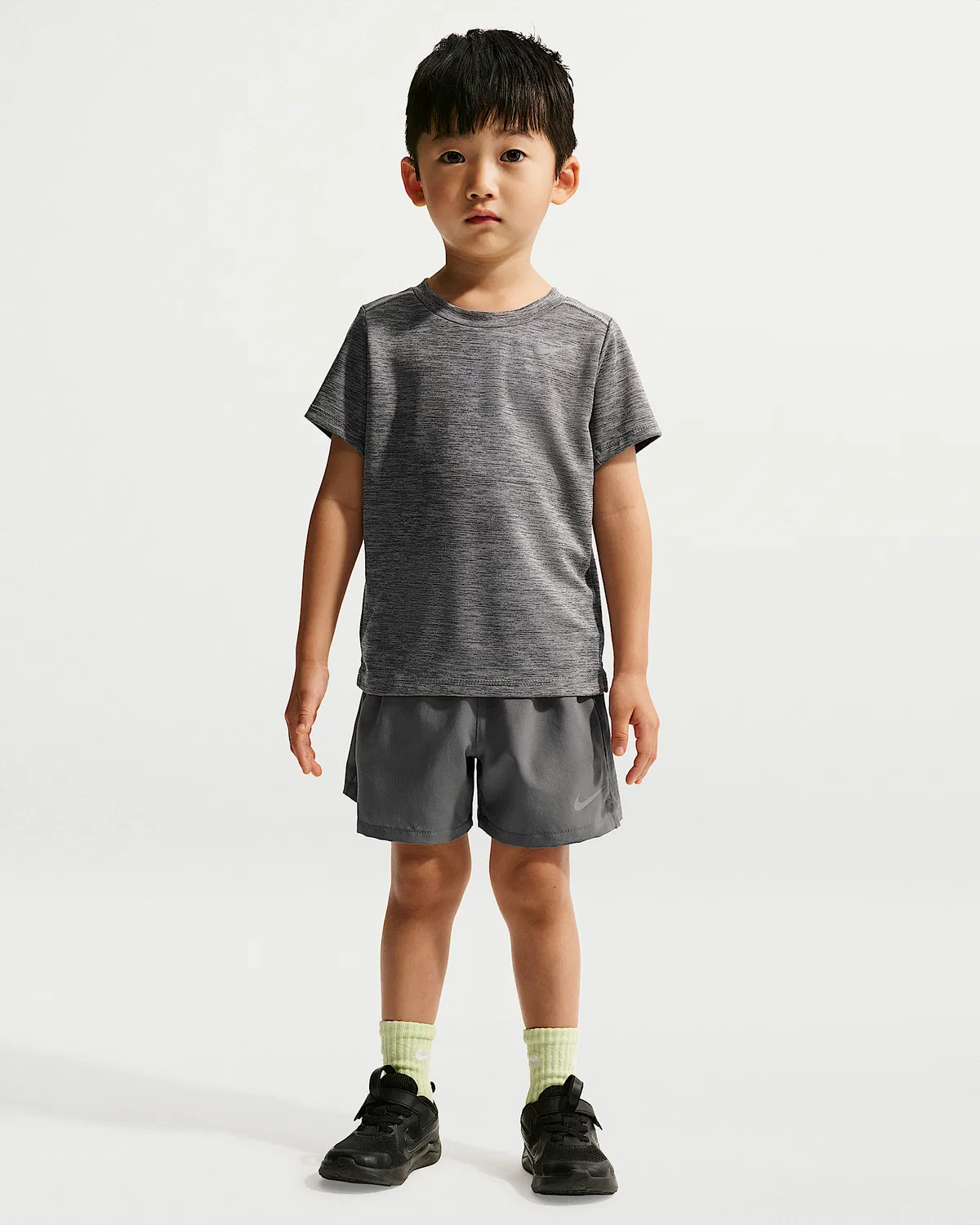 Детский комплект Dri-FIT Miler топ и шорты Nike, Smoke Grey