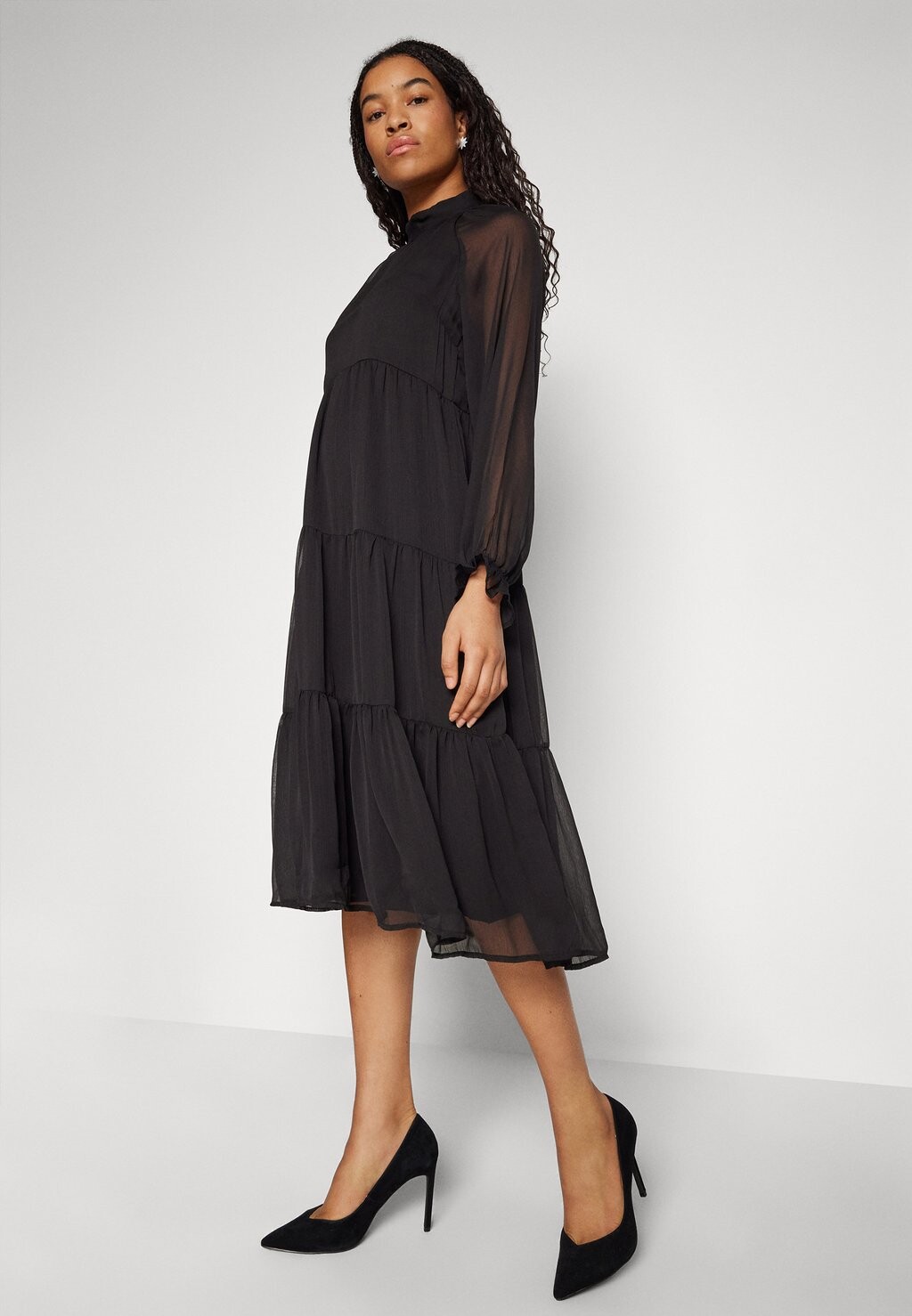 

Повседневная одежда Yaskino Long Dress YAS, черный