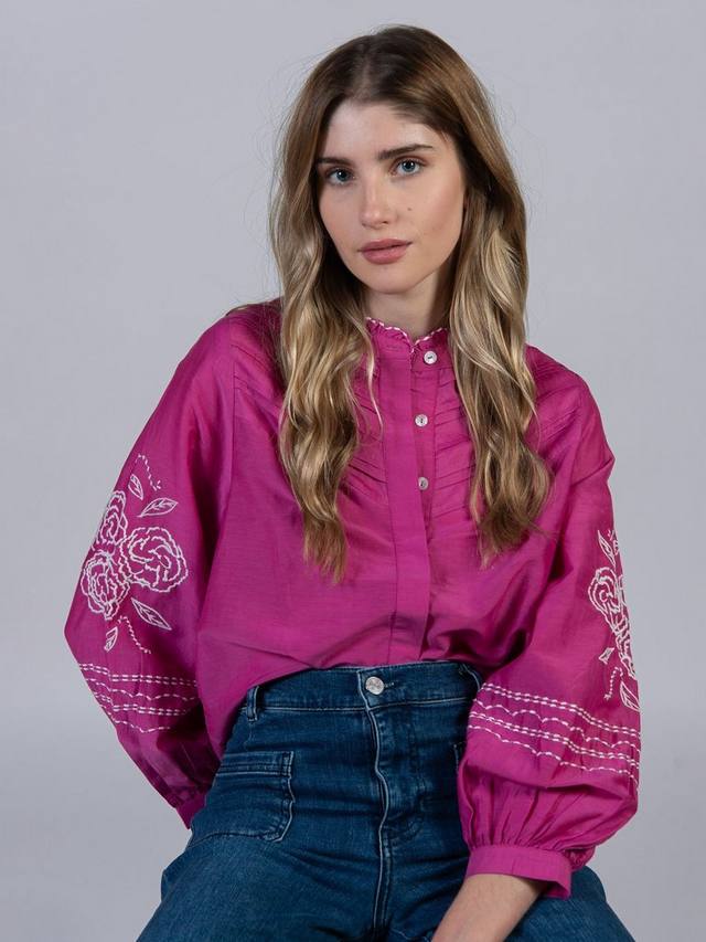 

Рубашка с вышивкой из шиповника Cape Cove, цвет Dark Pink