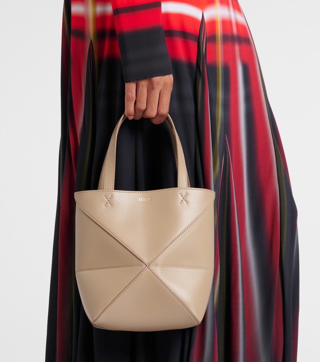 Складная кожаная сумка-пазл Fold Mini Loewe, песочный — фото 2