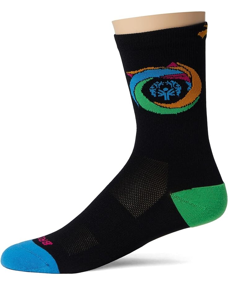

Носки Brooks Temp Knit In Crew SO USA GAMES 22, цвет Black/2022 Special Olympics