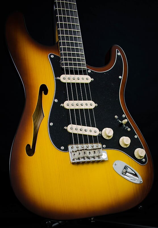 

Электрогитара Fender Limited Edition Suona Stratocaster Thinline w/ Dlx Blonde Case - Violin Burst