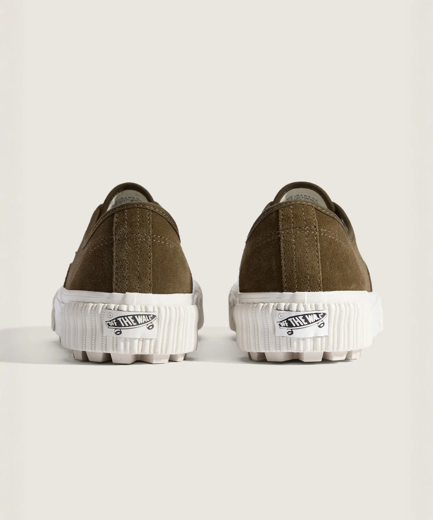 Мужские/Женские кроссовки VANS Authentic 44 V-Lug — фото 4