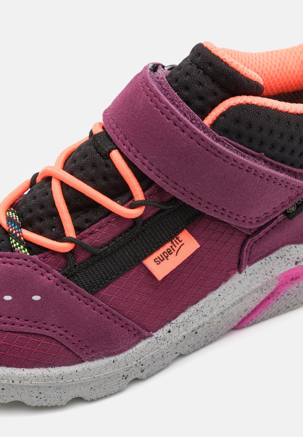 

Кроссовки на шнуровке KICKS Superfit, красный