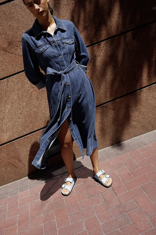 Кожаные шлепанцы Arizona с широкой пряжкой Birkenstock, синий — фото 4