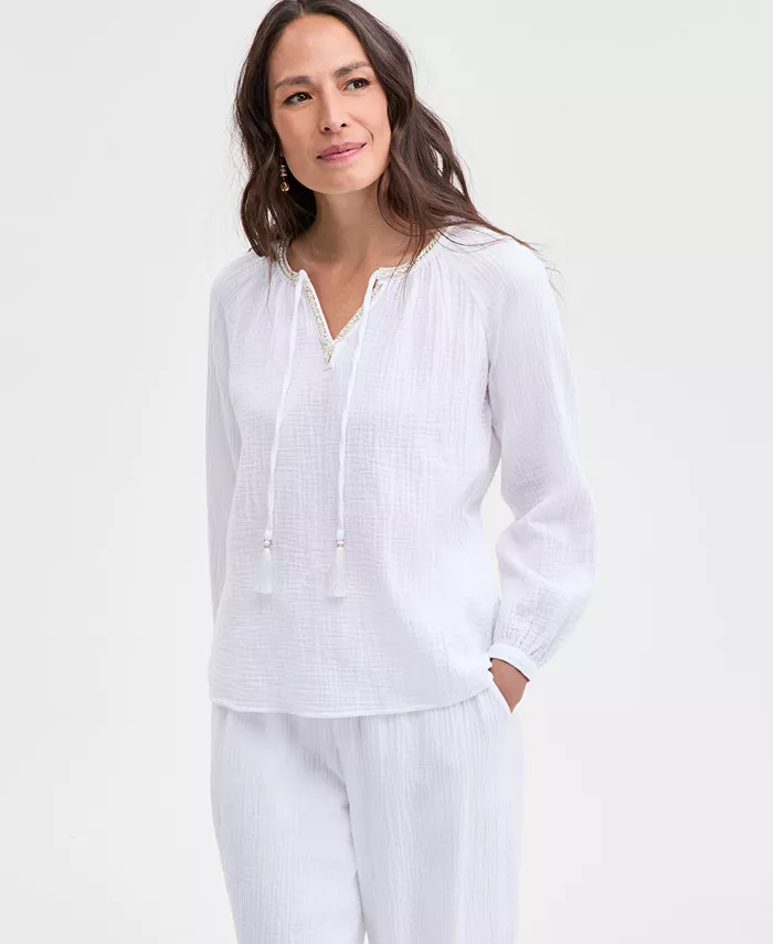 

Повседневный топ из хлопка с декором и разрезом на горловине Petite JM Collection, белый