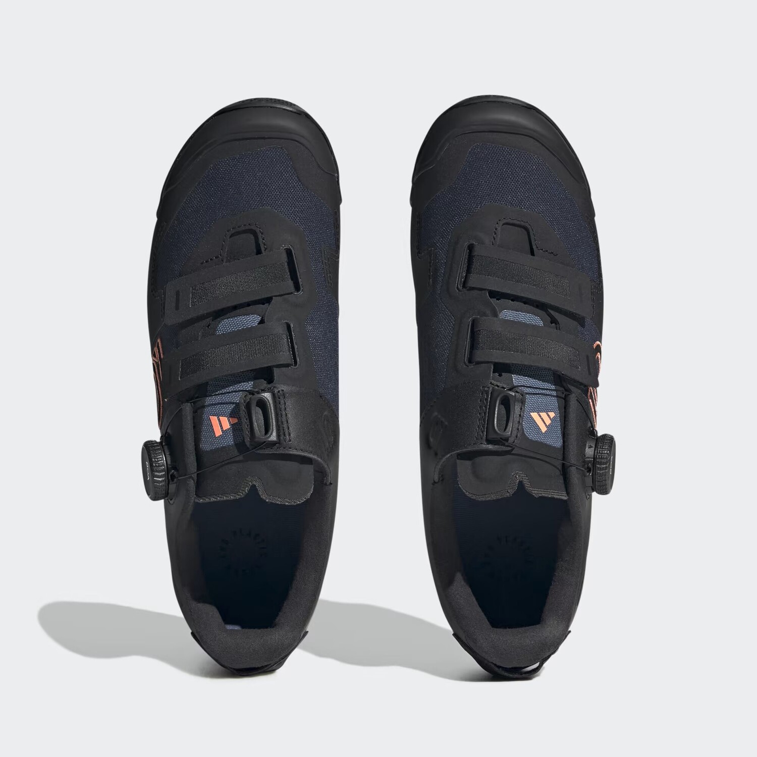 Кроссовки Five Ten Kestrel BOA Adidas, цвет Legend Ink/Core Black/Coral Fusion — фото 2